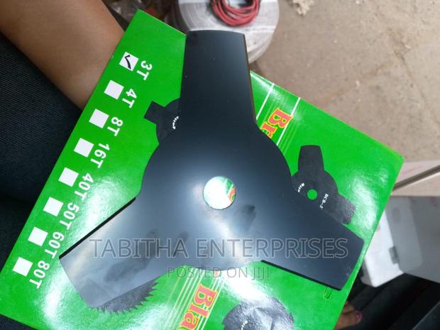 Brush Cutter Grass Blade 3 - main view