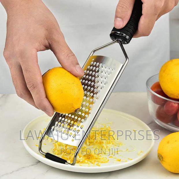 Stainless Steel Cheese/Lemon Zest Grater - thumbnail 3