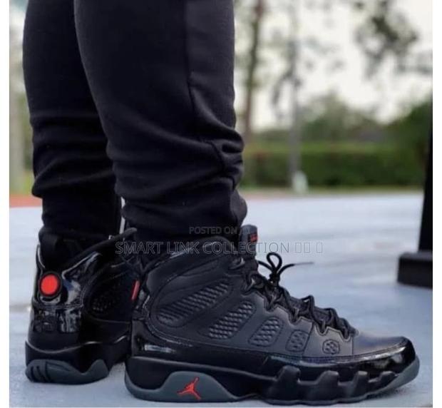 Air Jordan 9 - thumbnail 2