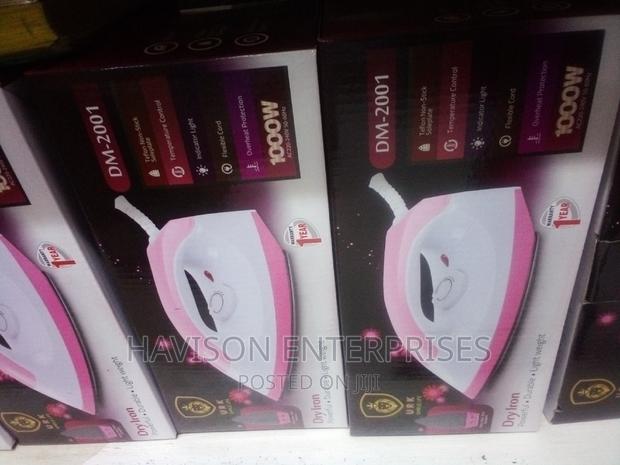 1000W Dry Iron Box - main view