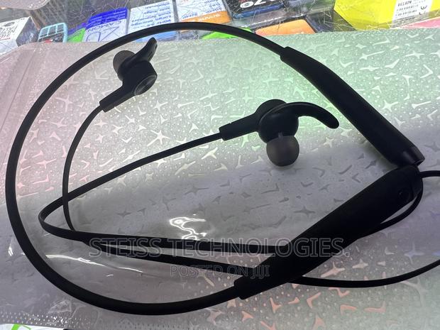 Wireless Neckband Headsets. - thumbnail 2