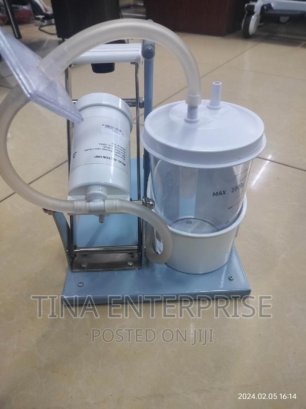 Manual Sunction Machine (Pedal Machine) - main view