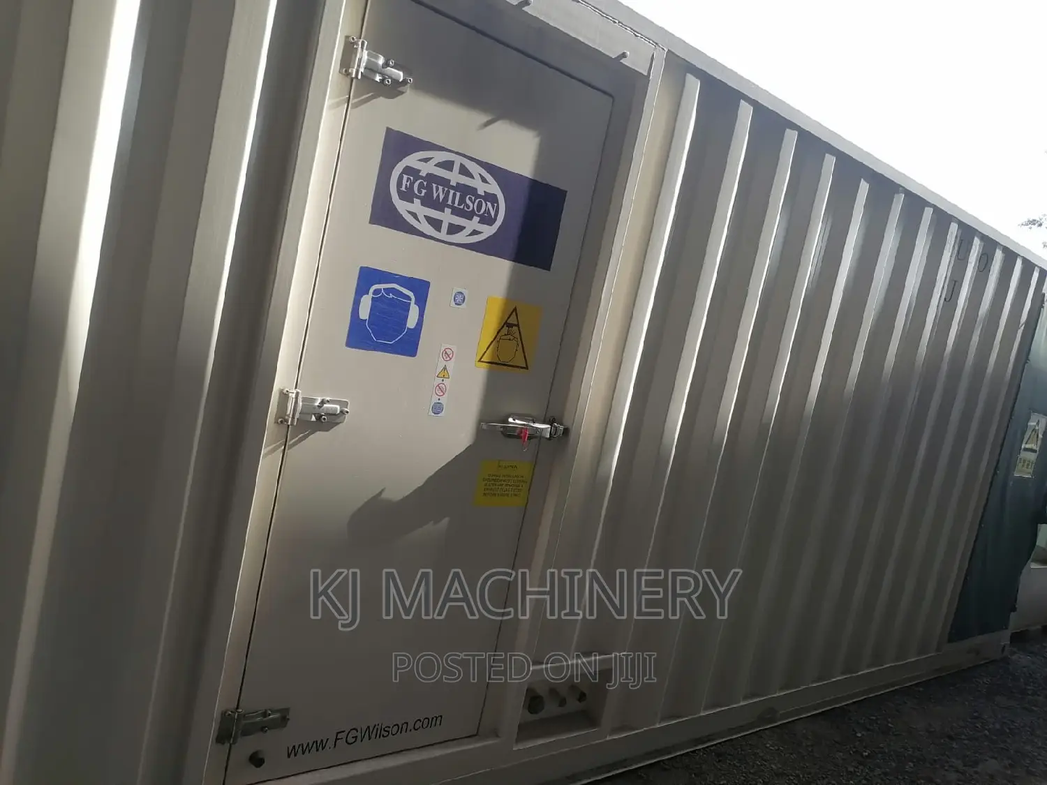 Perkins 1000kva DIESEL Silent Power Generator -Fg Wilson .