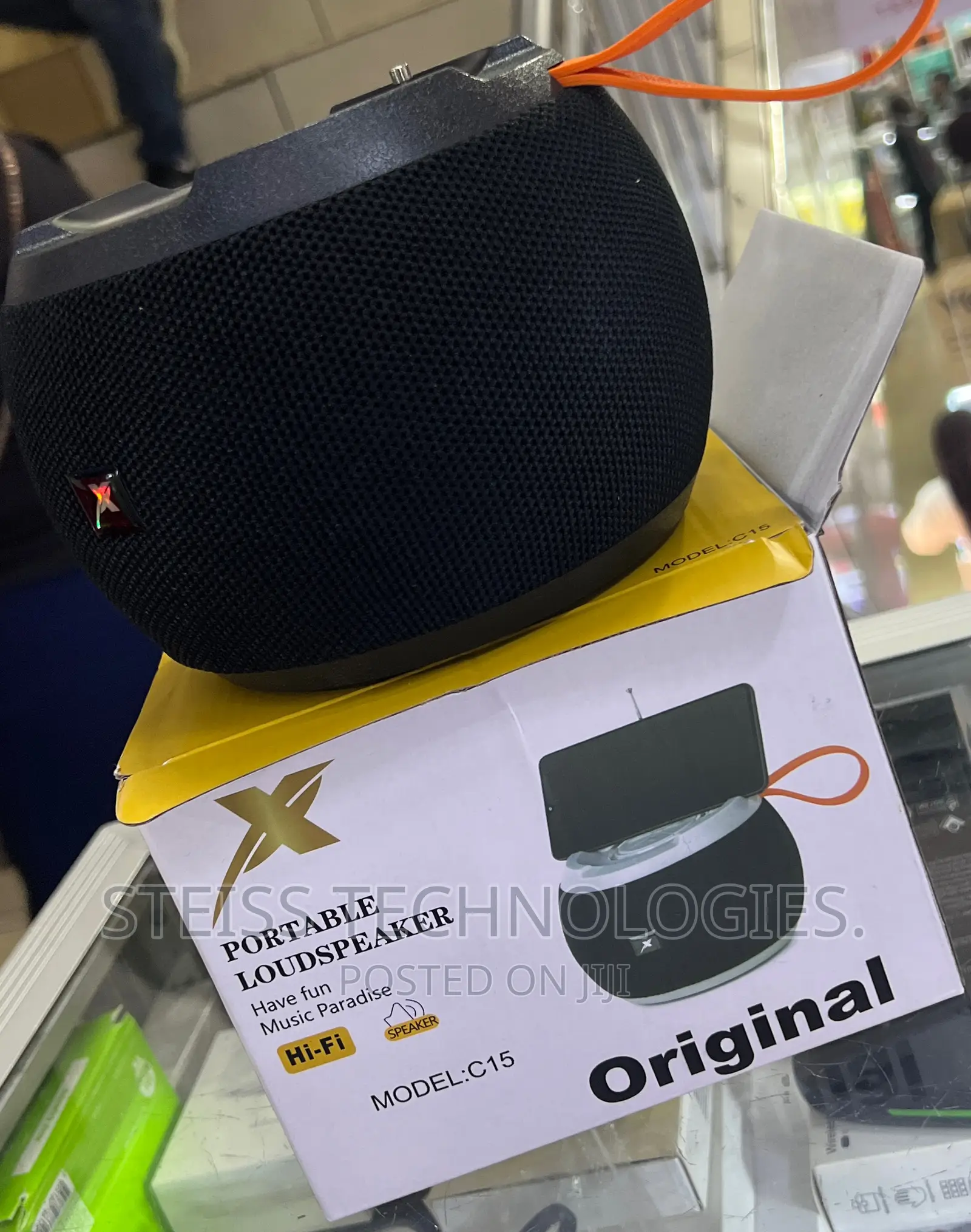 C15 Portable Bt Speaker.