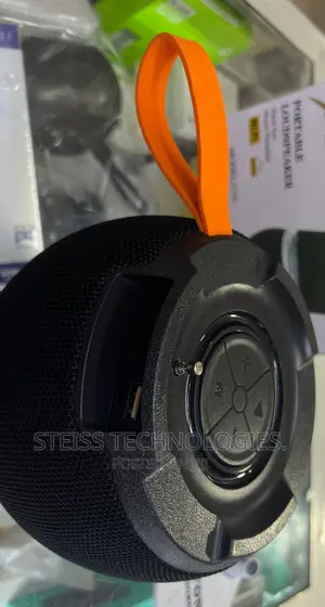 C15 Portable Bt Speaker.