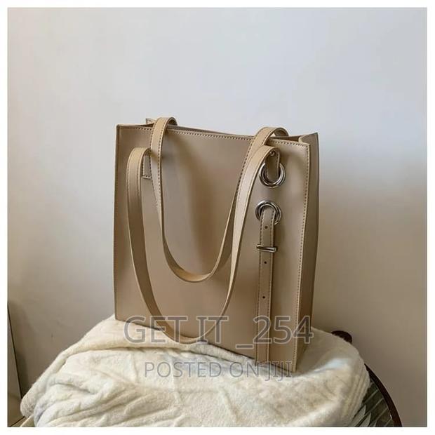 Smart Tote Fully Very High Quality 
Pure Leather - main view