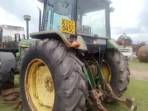 John Deer 3050 Tractor