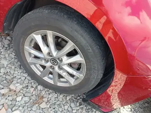 Mazda Axela 2016 Red