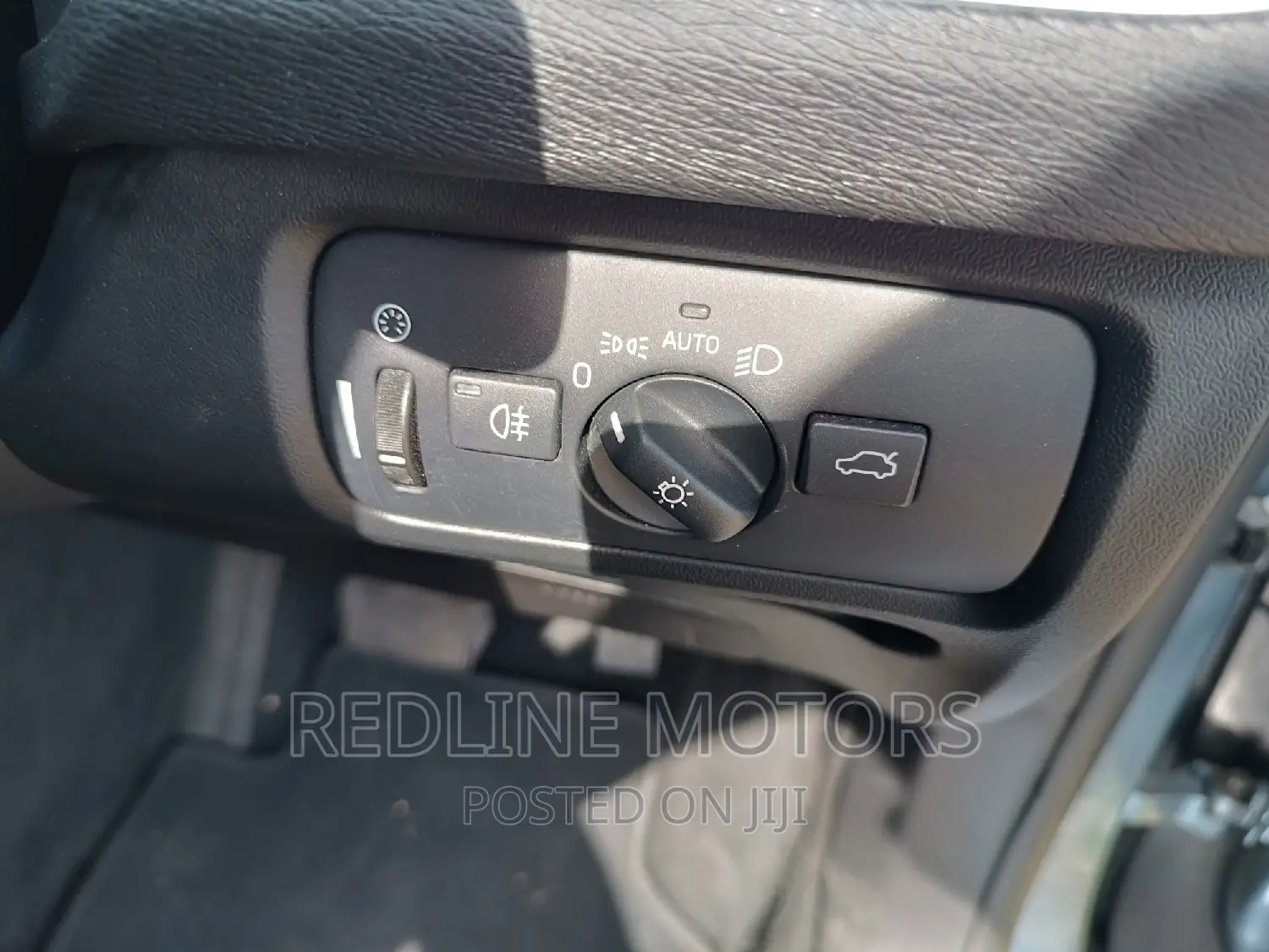 Volvo V40 2016 Gray
