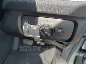 Volvo V40 2016 Gray