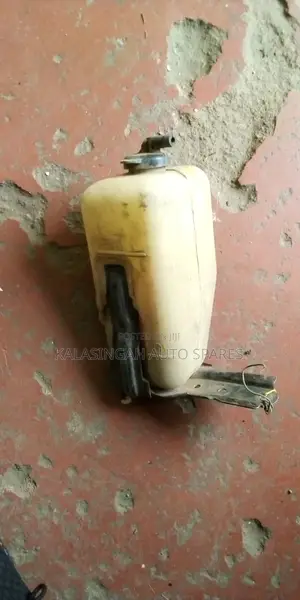 Radiator Coolant Can Toyota 100