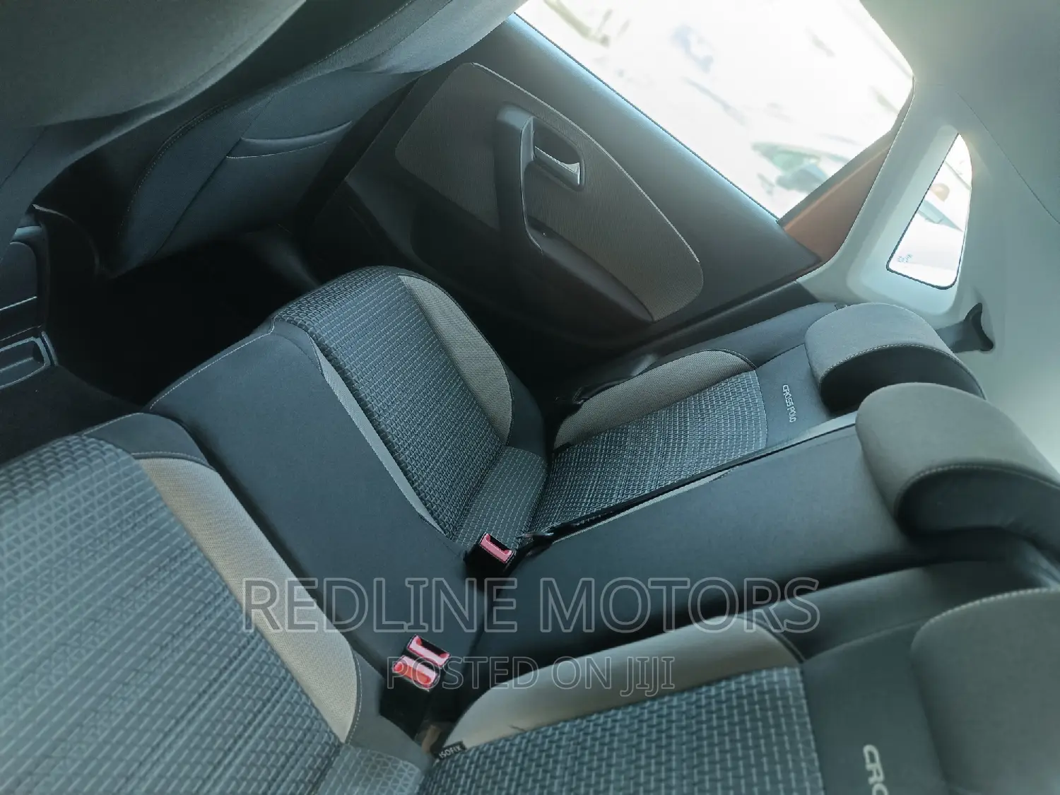 Volkswagen Polo 2016 Brown