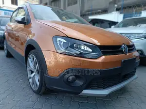 Volkswagen Polo 2016 Brown