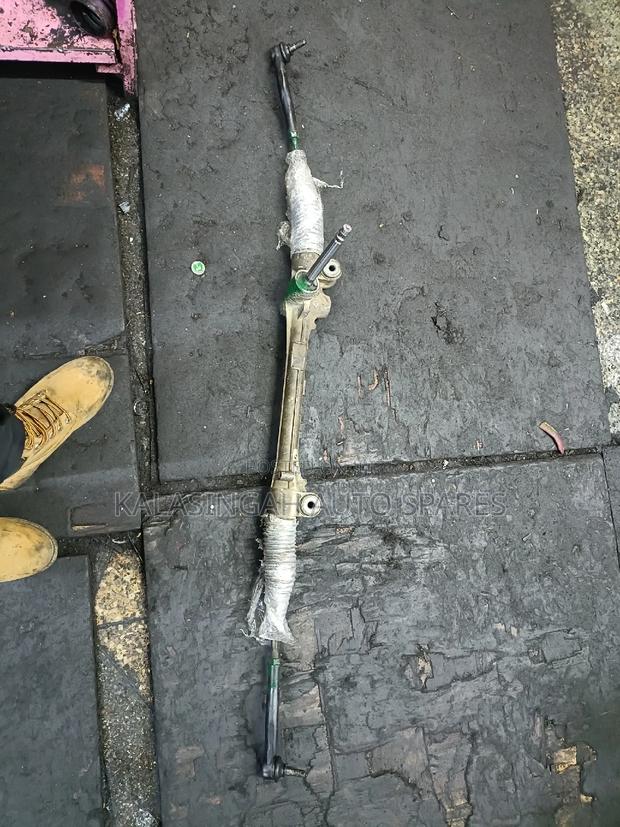 Steering Rack Toyota Belta - main view