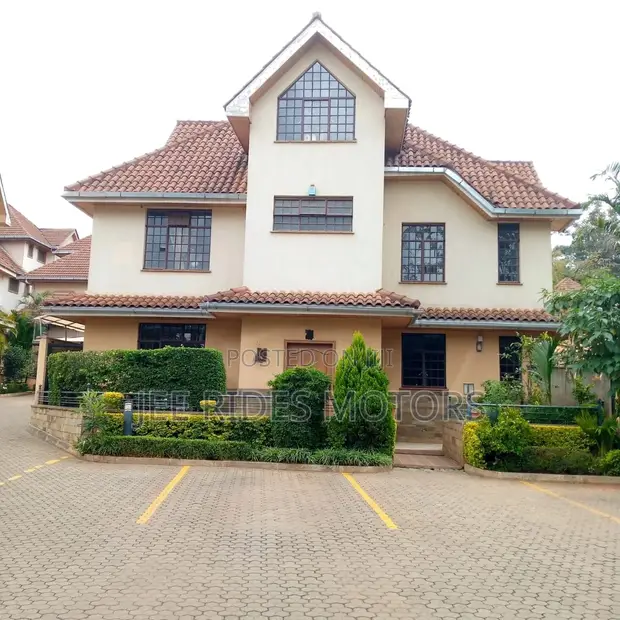 Furnished 6bdrm Mansion in Lavington, Nairobi Central for sale