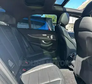 Mercedes-Benz E200 2016 Pearl