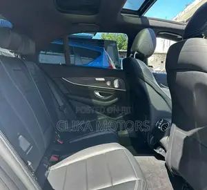 Mercedes-Benz E200 2016 Pearl