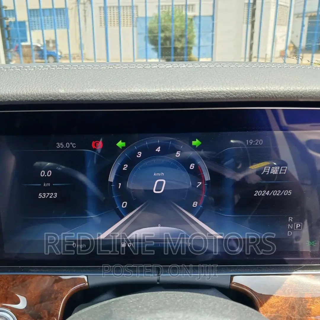 Mercedes-Benz E400 2016 White