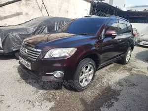Toyota Vanguard 2010 Purple