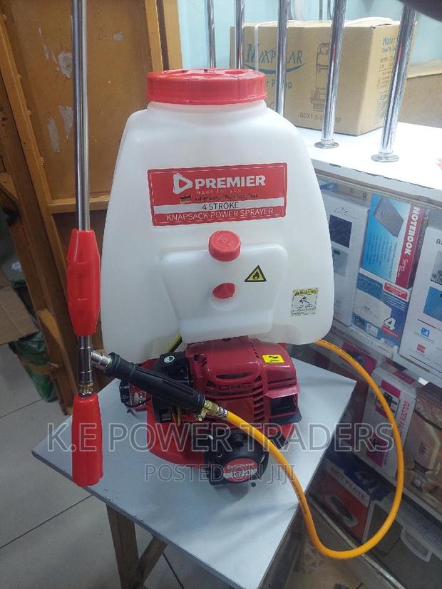 Powered 4 Stroke Sprayer - main view