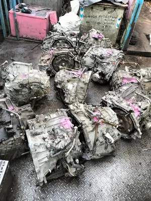 2nz,1nz,2zr,Hr12,1kr Etc Gear Boxes Available
