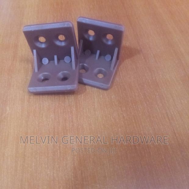 Small Brown Shelf Bracket