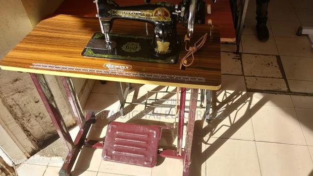 Butterfly Sewing Machine Complete - thumbnail 2