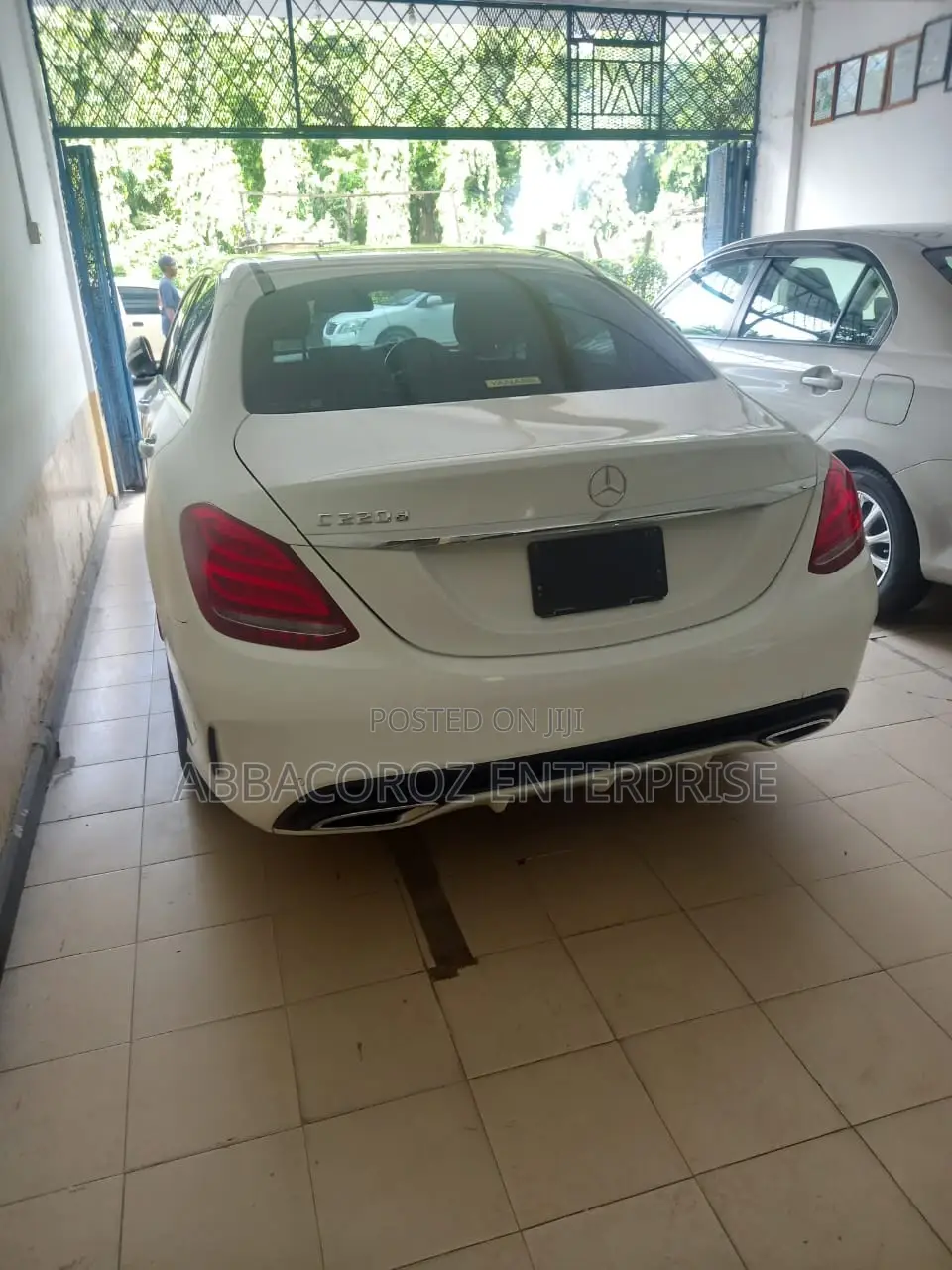 Mercedes-Benz C220 2016 White