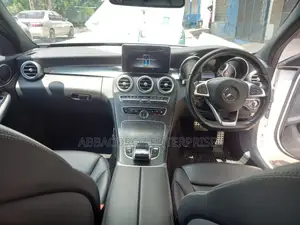Mercedes-Benz C220 2016 White