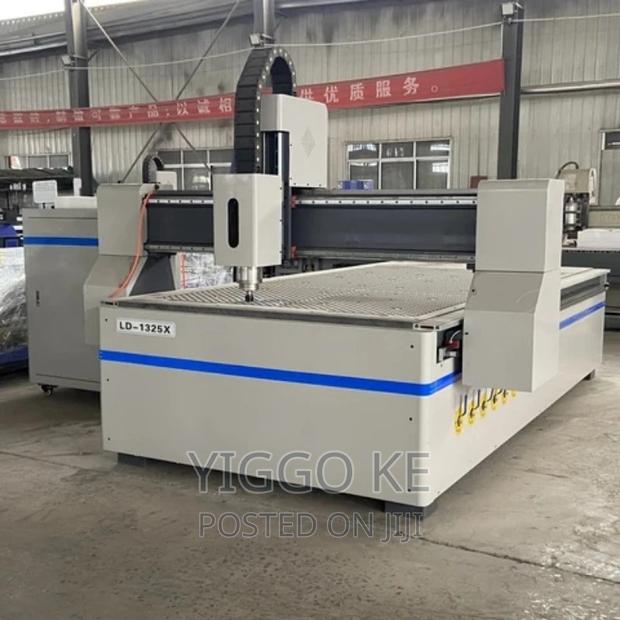 CNC Router Machine(4ft X 8ft). - thumbnail 2