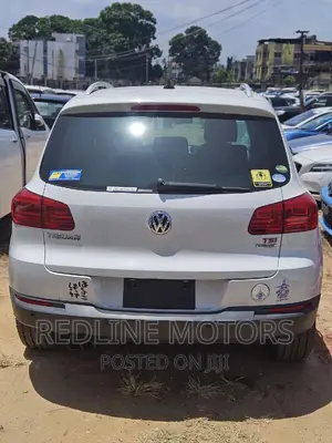 Volkswagen Tiguan SE FWD 2016 White