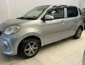 Toyota Passo 1.0 AWD 2016 Gray