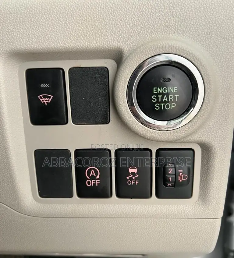 Toyota Passo 1.0 AWD 2016 Gray