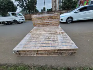 Pallet Bed- Blazed and Detachable Pallet Bed. (VS14)