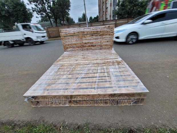 Pallet Bed- Blazed and Detachable Pallet Bed. (VS14) - main view