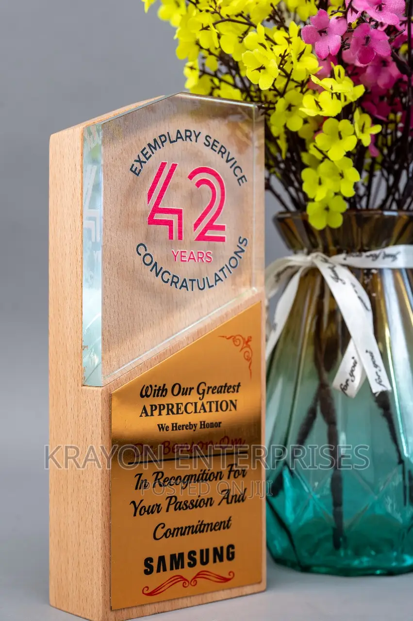 RECOGNITION AWARD (Wooden With a Sheet)