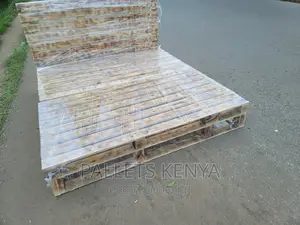 Pallet Bed- 6*6 Blazed and Detachable Pallet Bed. (Vs18)