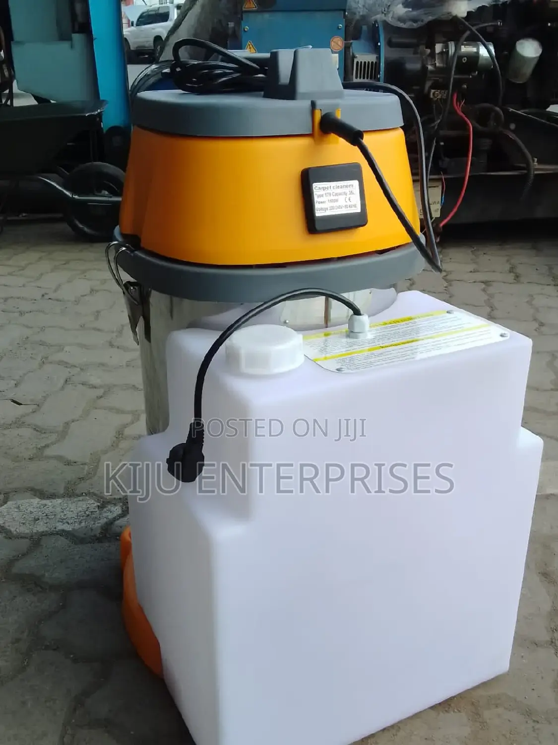 Divo Carpet Cleaner 35litres