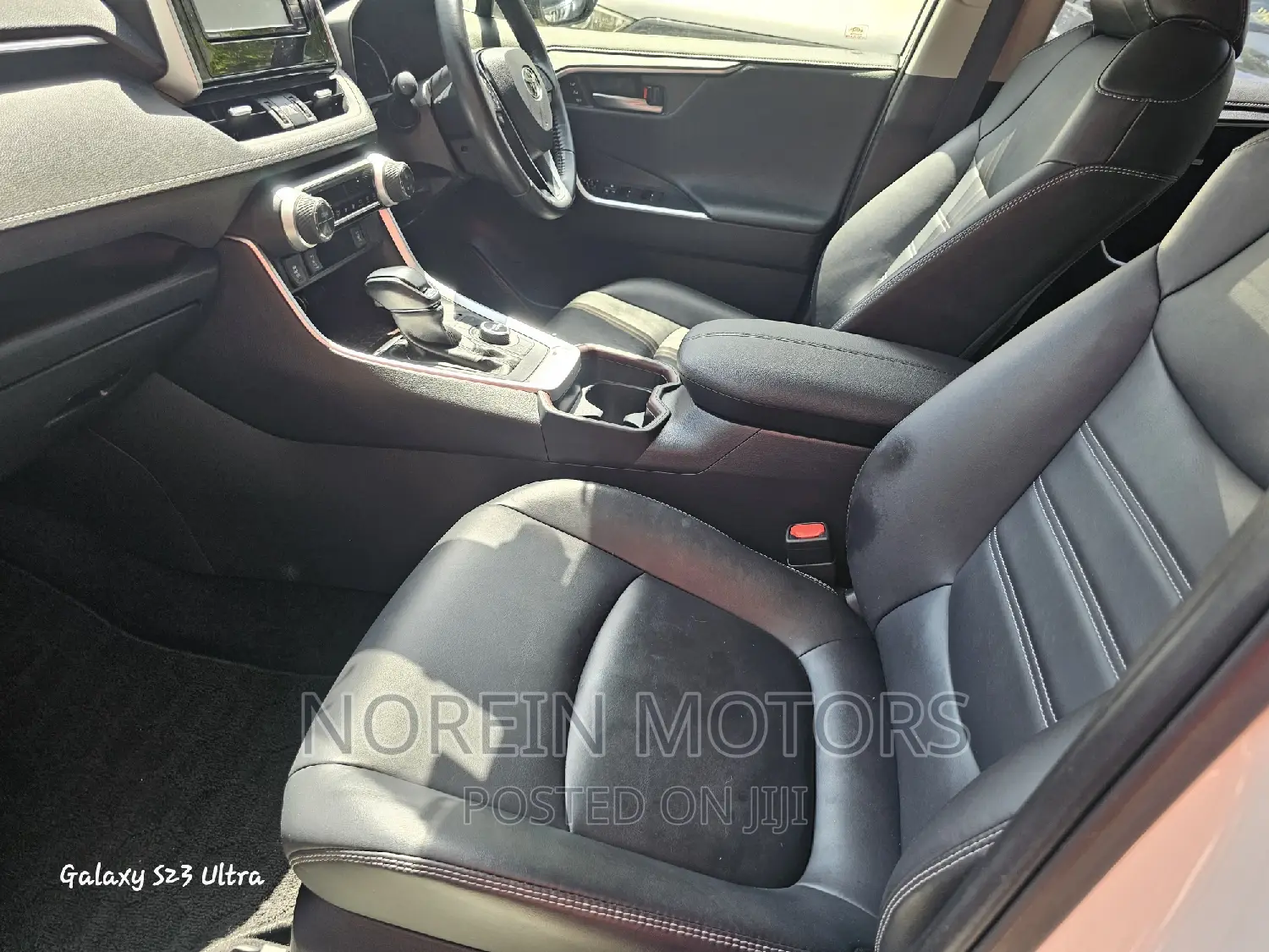 Toyota RAV4 2020 Pearl