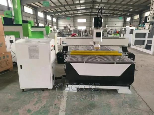 Four Ft by 8ft CNC Router-Machines - thumbnail 2