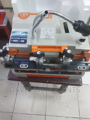 Key Cut Machine