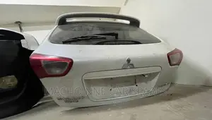 Mitsubishi Lancer Rear Boot