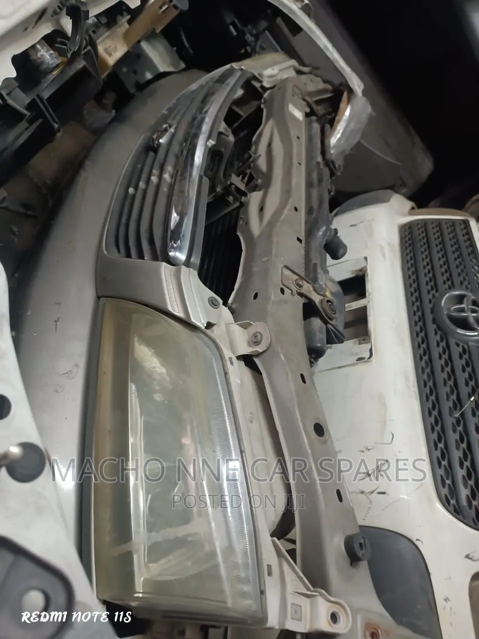 Toyota Premio Nyoka Nosecut