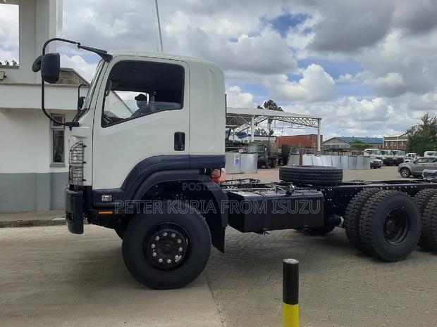 Isuzu FVZ 2024 Blue Power