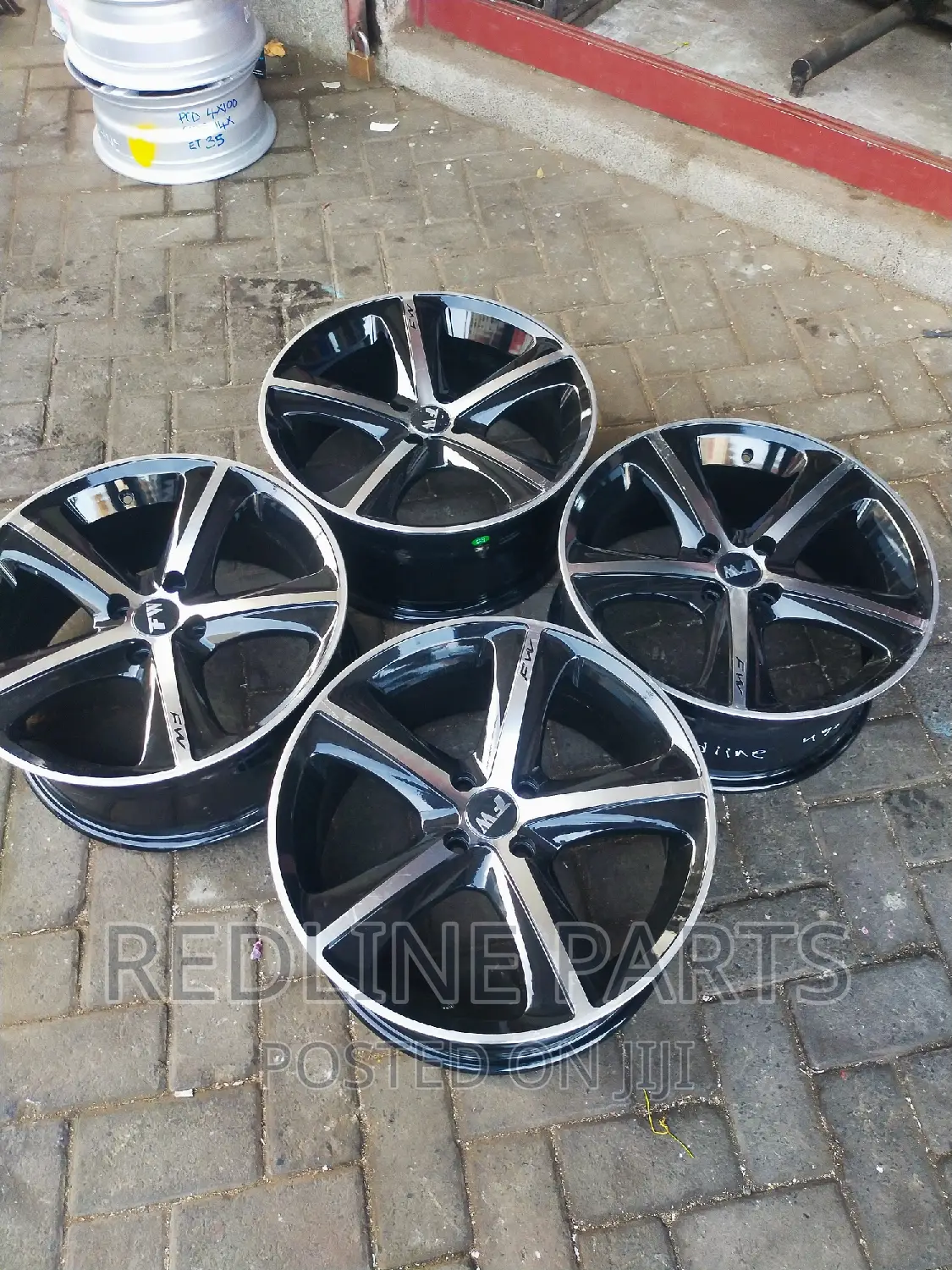 17 Inches 4holes Toyota Alloys