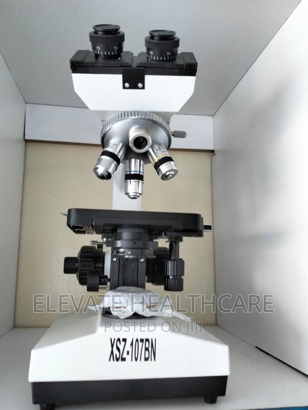 Microscope