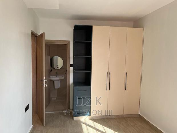 4bdrm Maisonette in Membley for sale - thumbnail 9