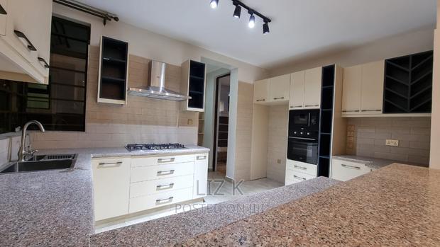 4bdrm Maisonette in Membley for sale - thumbnail 8