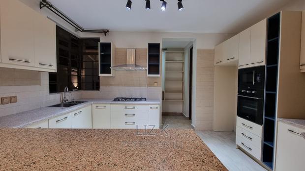 4bdrm Maisonette in Membley for sale - thumbnail 7