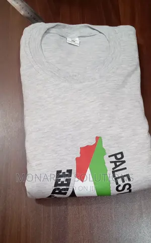 Tshirt Branded. Revolution